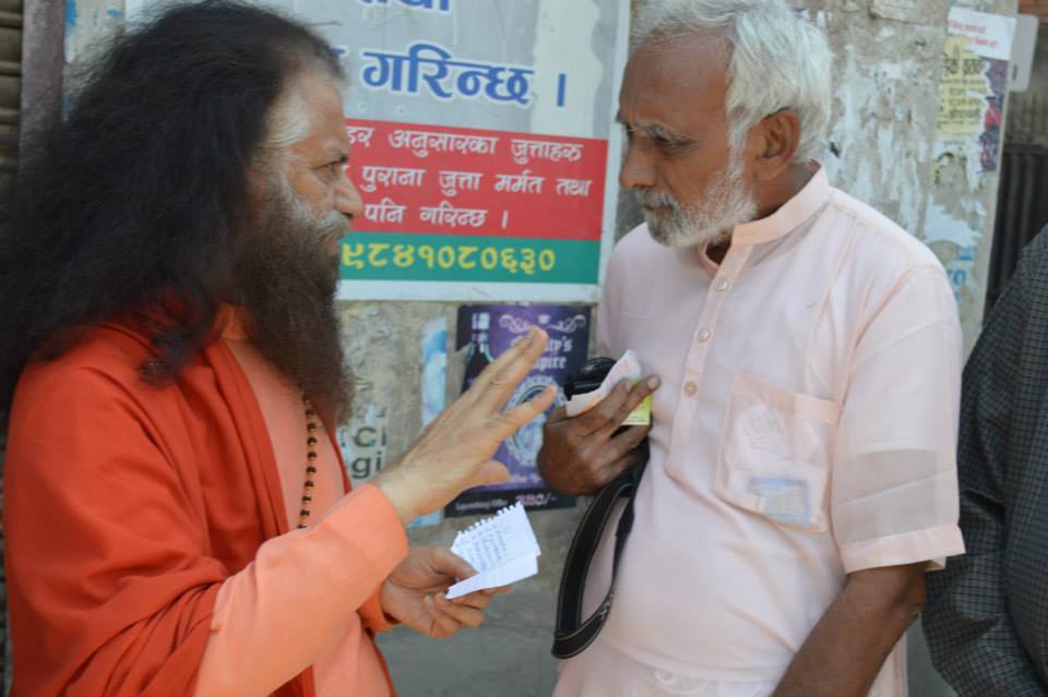 Pujya Swamiji Meets Patients in Nepal (6)